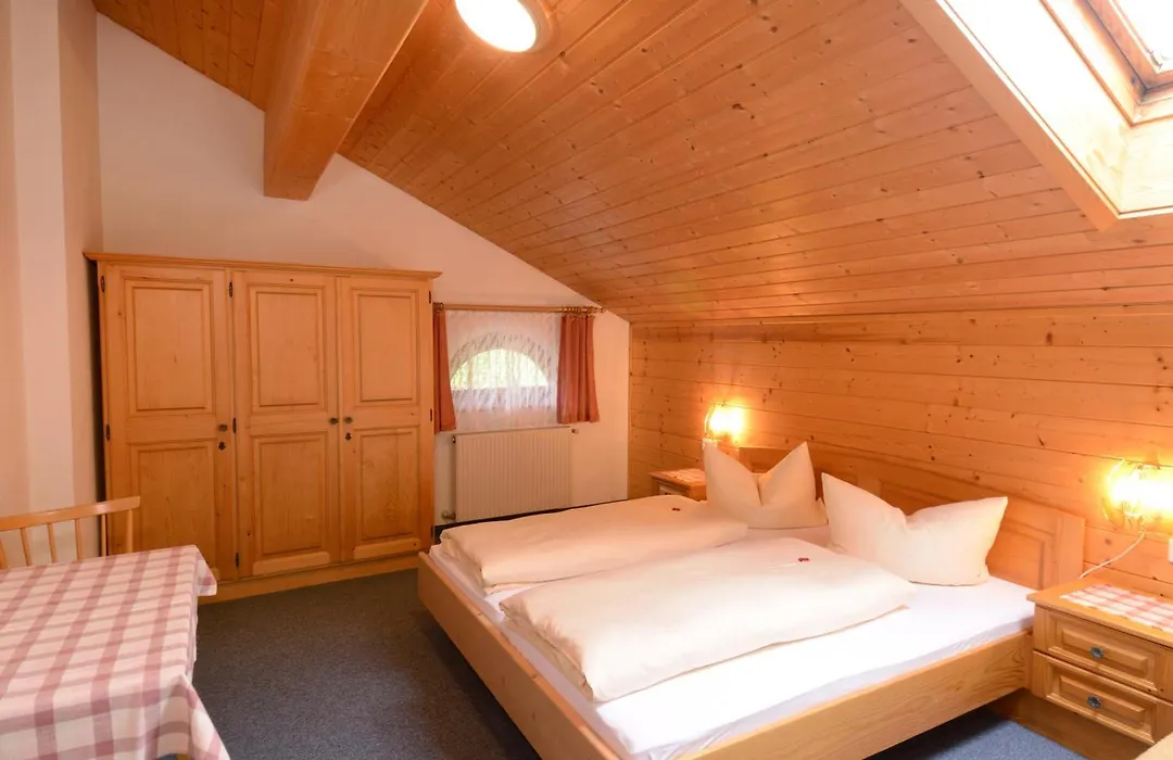 Gästehaus Rettenbacher-1